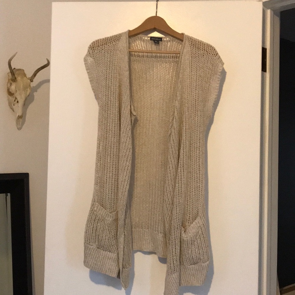 Women’s Eddie Bauer loose knit open front vest